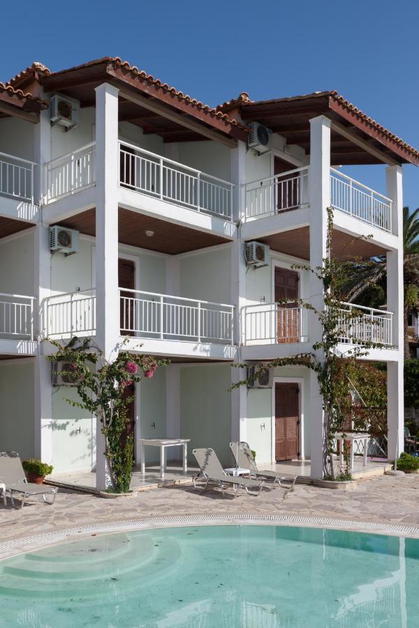 Apartahotel Korfiati